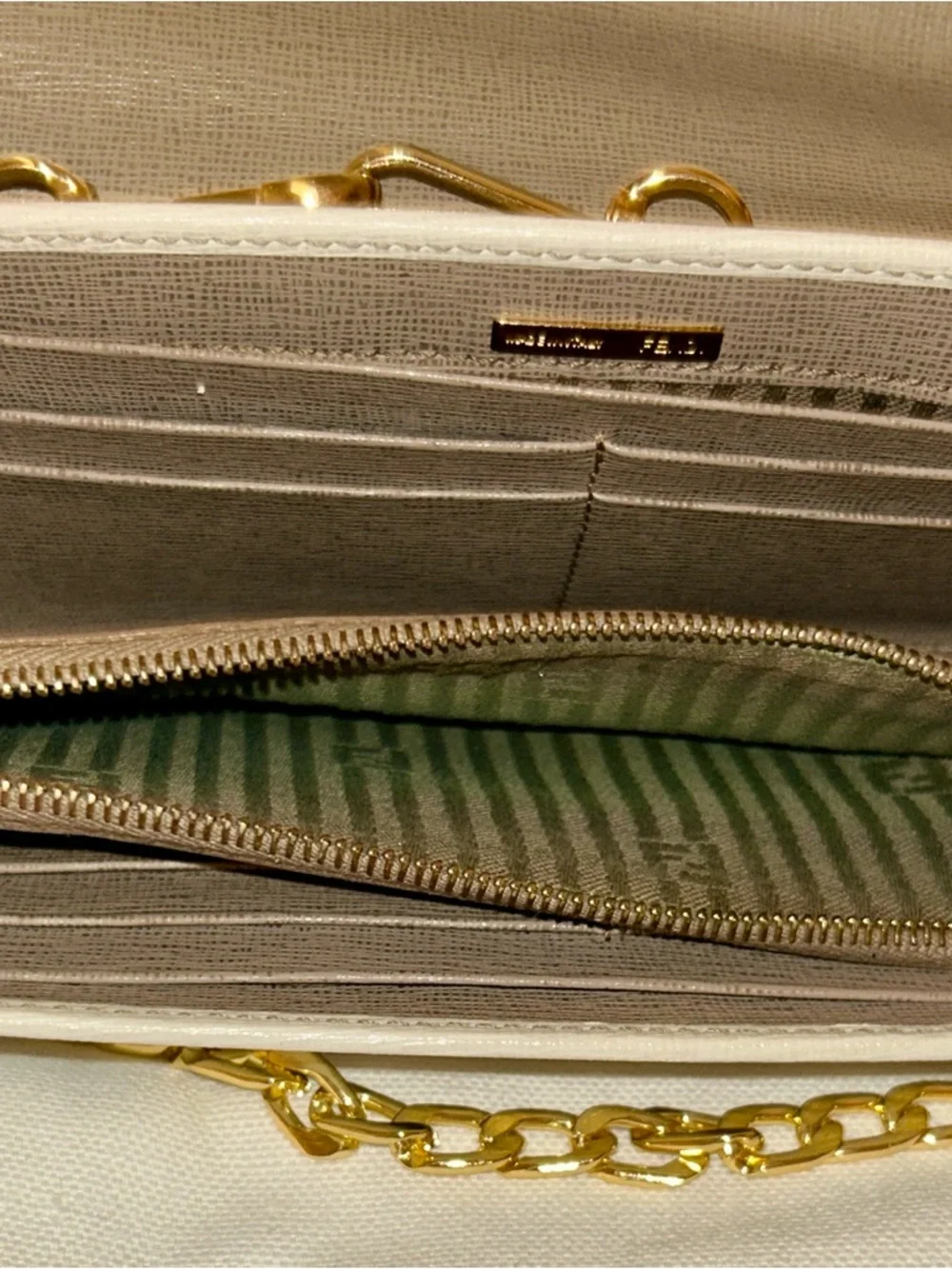 Fendi Black Leather V-Detail Wallet - Picture 11 of 12